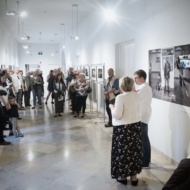 Vernissage of the photography exhibition of Maciej Nowak “Looking at jazz” / Gallery „OKNA” of Municipal Public Library in Lublin - photo 7/8