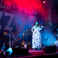 Aleksandra Kutrzepa Quartet feat. Mikołaj Trzaska (PL) | 12. Lublin Jazz Festiwal | 13.07.2021 | fot. Wojtek Kornet - zdjęcie 18/19